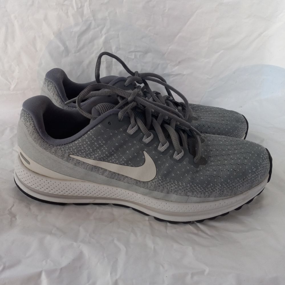 Nike Air Zoom Vomero 13 Running Shoes Cool Gray/White Rare 922909-003 Sz 8